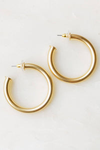 Upper Class Taste Hoop Earrings: Gold / Small